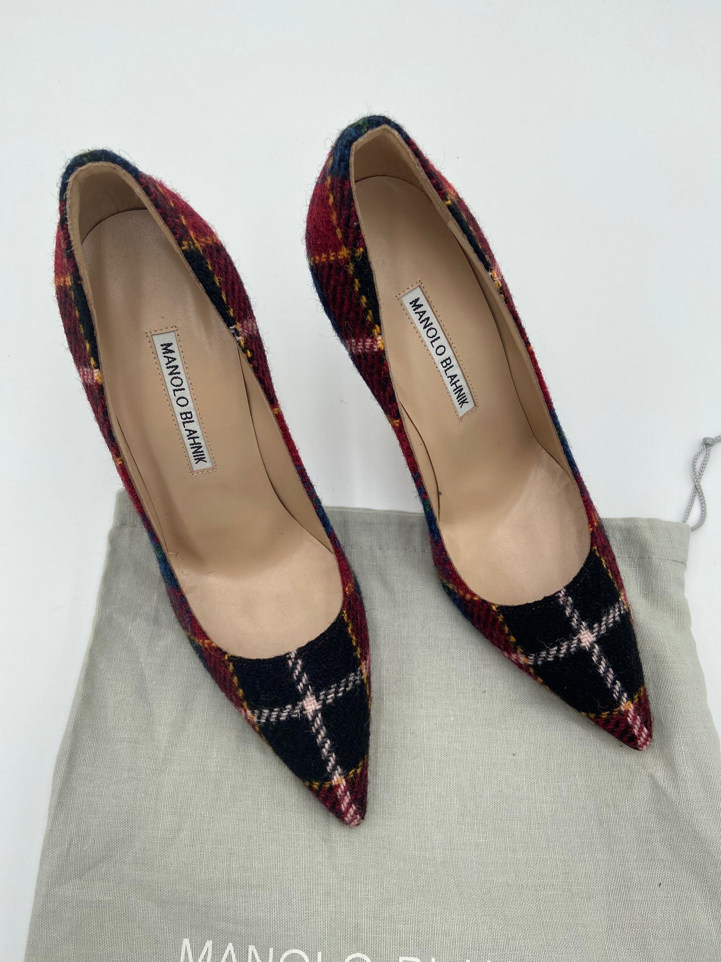 Manolo Blahnik BB 105 Check Wool Pumps size 36.5