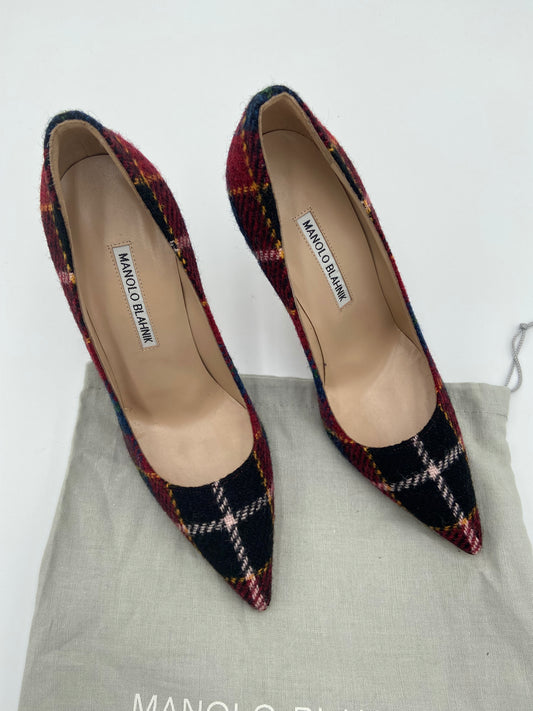 Manolo Blahnik BB 105 Check Wool Pumps size 36.5