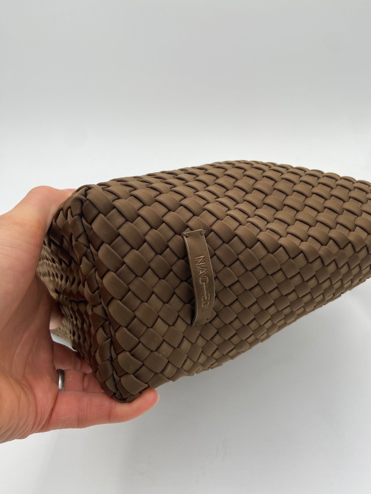 Naghedi Nomad Medium Hobo Cashmere Color