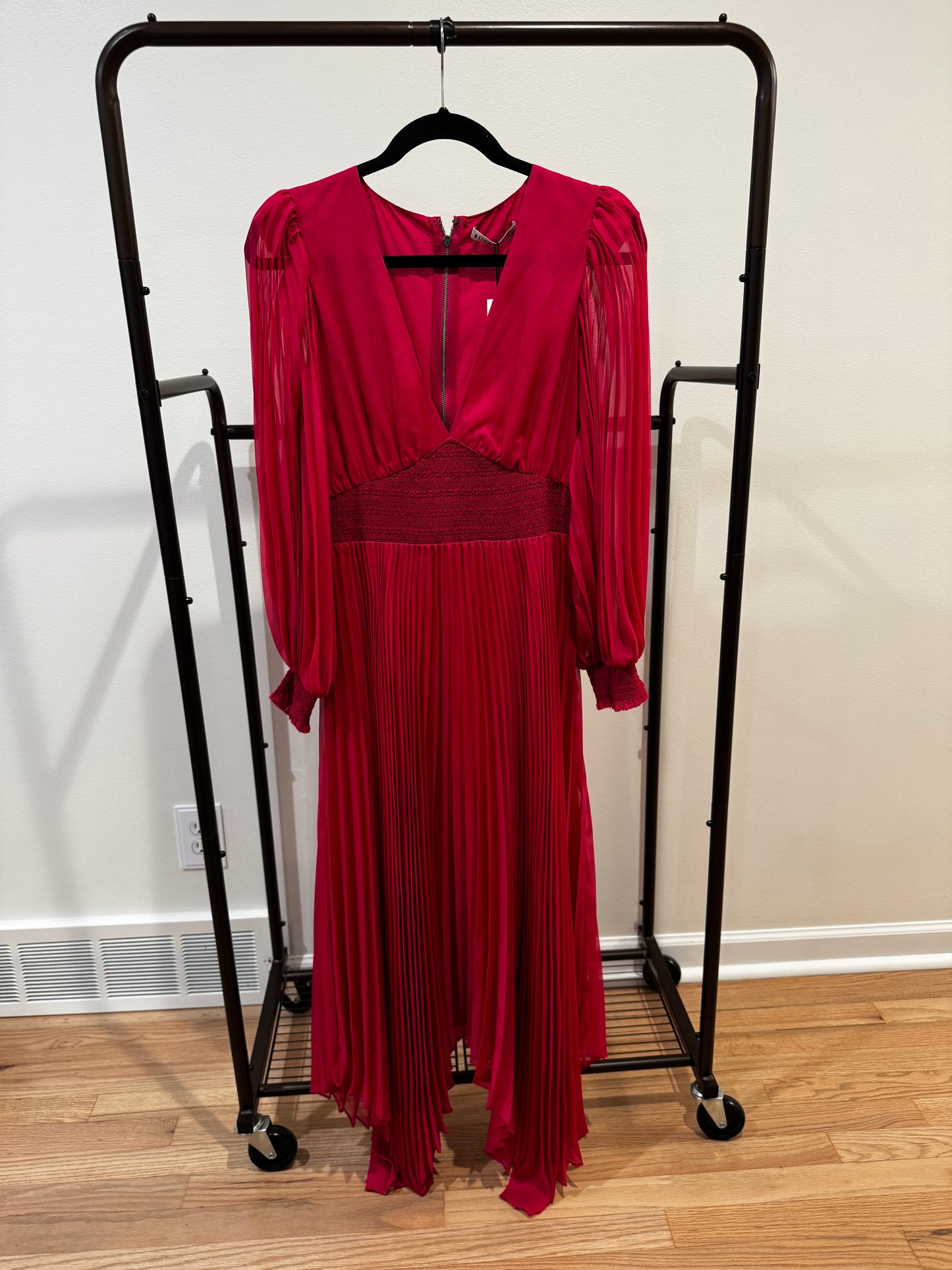 Alice and Olivia Sion Sunburst Pleated Smocked Waist Midi Dress size 6