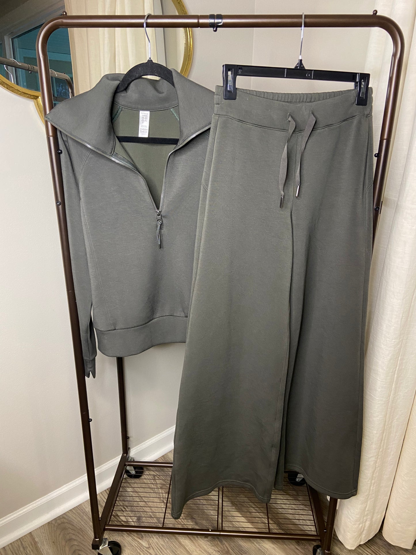 Spanx Air Essentials Half Zip and Pants size S/M