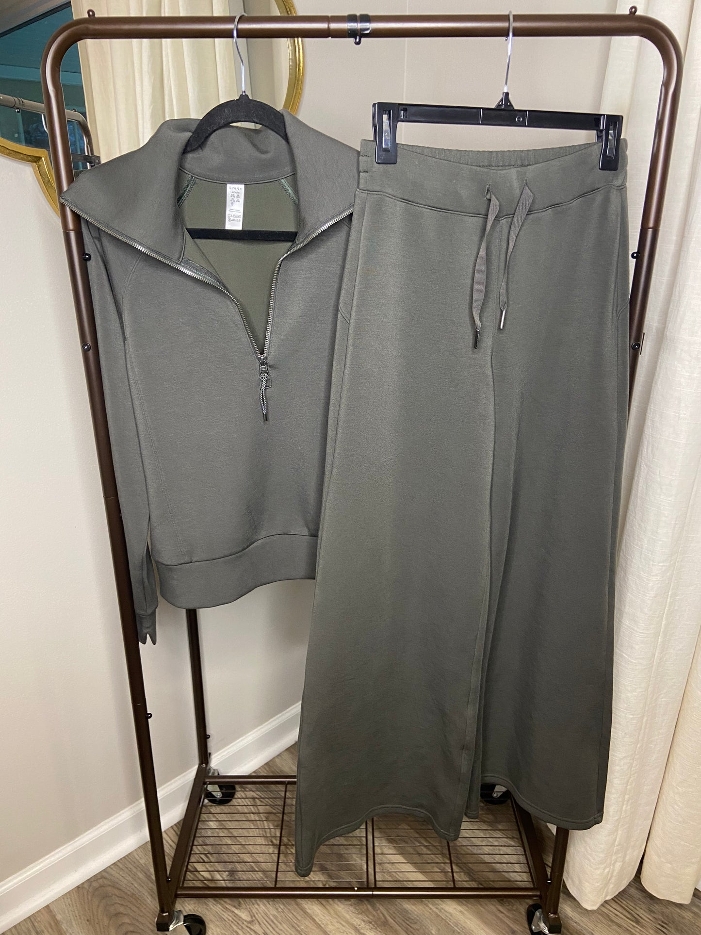 Spanx Air Essentials Half Zip and Pants size S/M