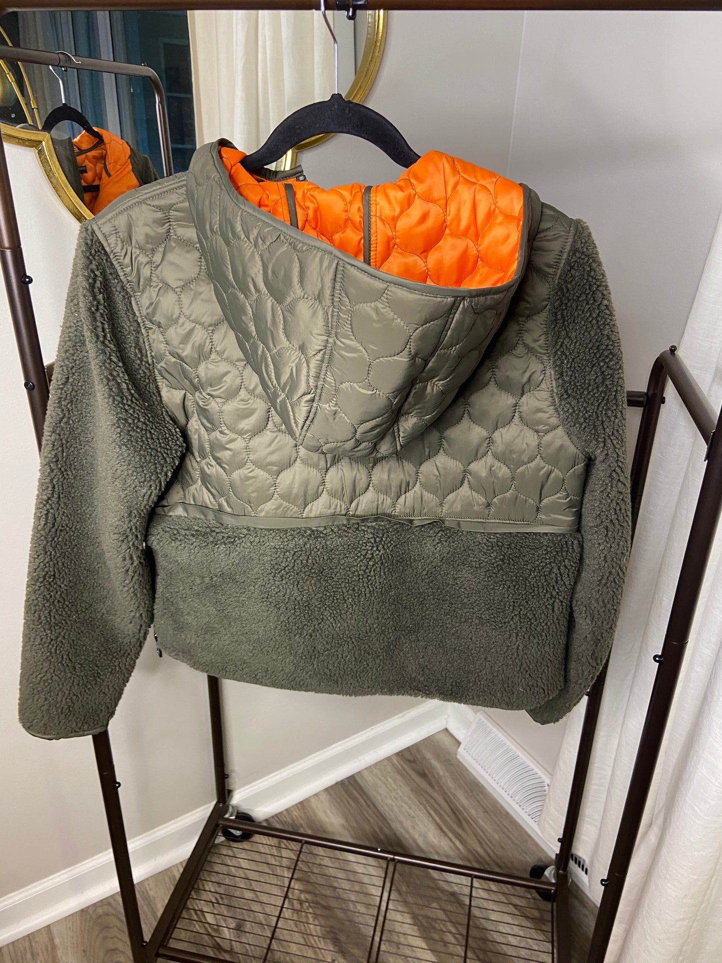 Veronica Beard Army Green Quilted Sherpa Leo Pullover size XS