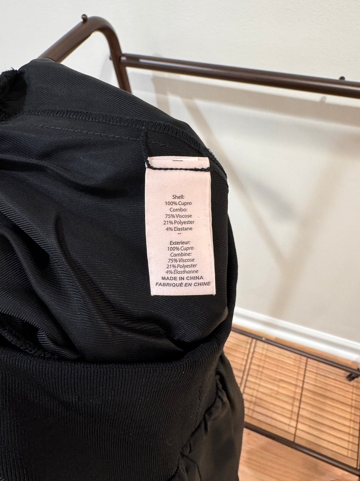 Cinq a Sept Ruffle Sleeve Jacket and Giles Cargo Joggers size XXS