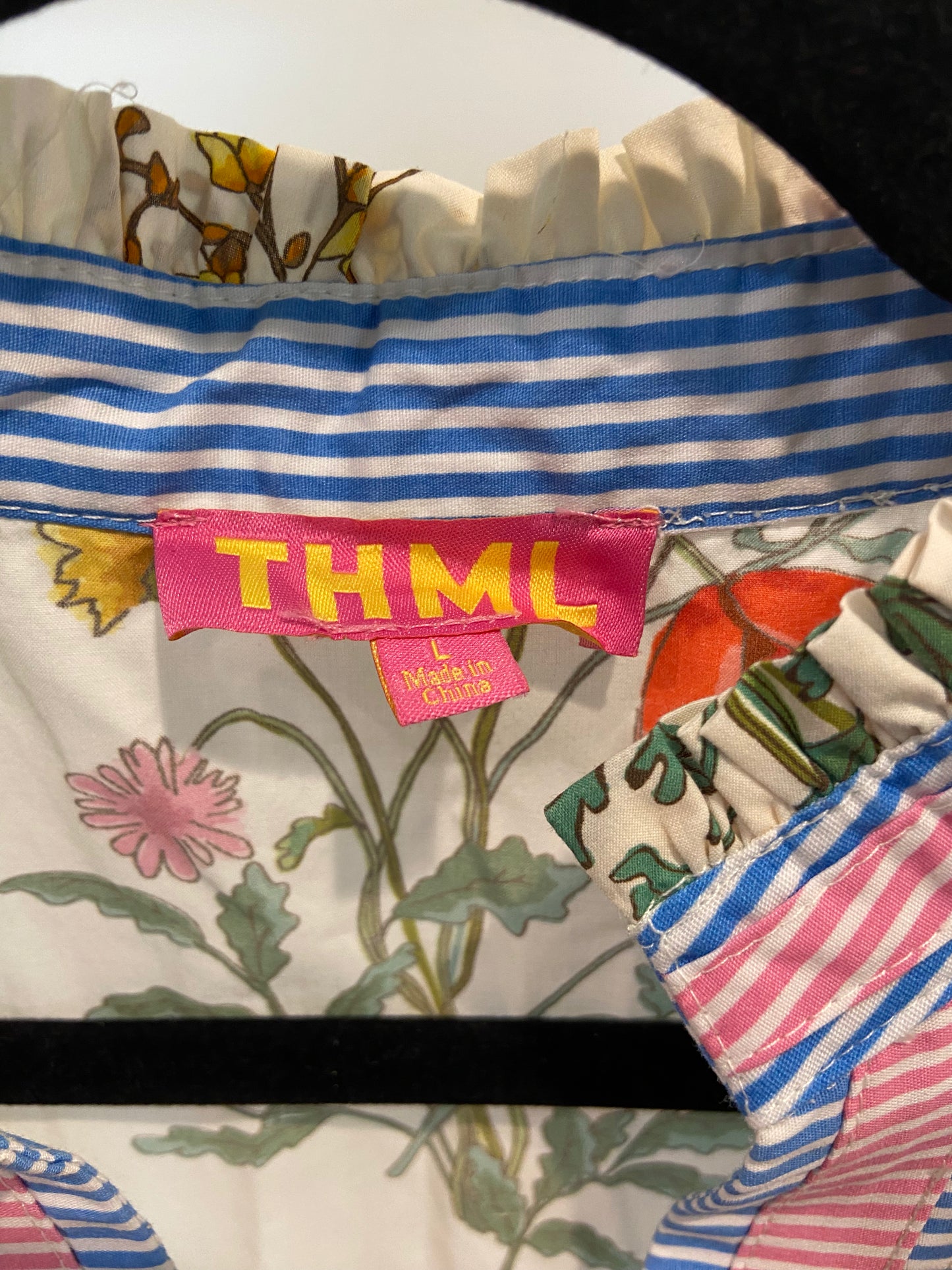 THML Short Sleeve Floral Top size L