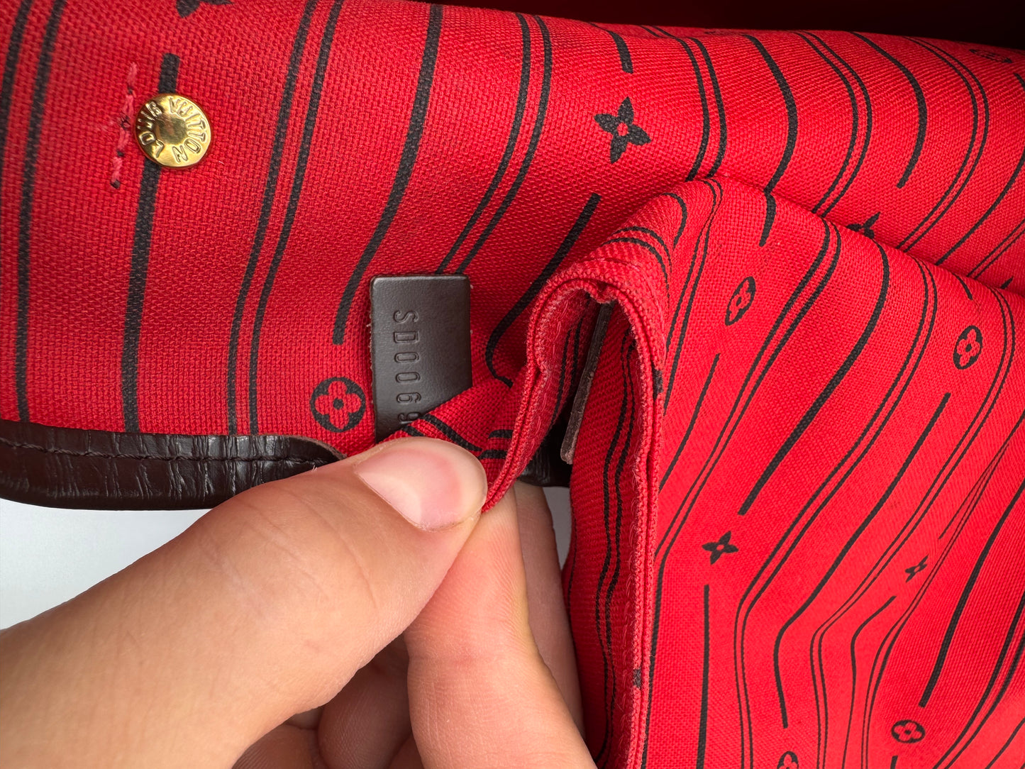 Louis Vuitton Tote Neverfull MM Damier Ebene Tote Bag