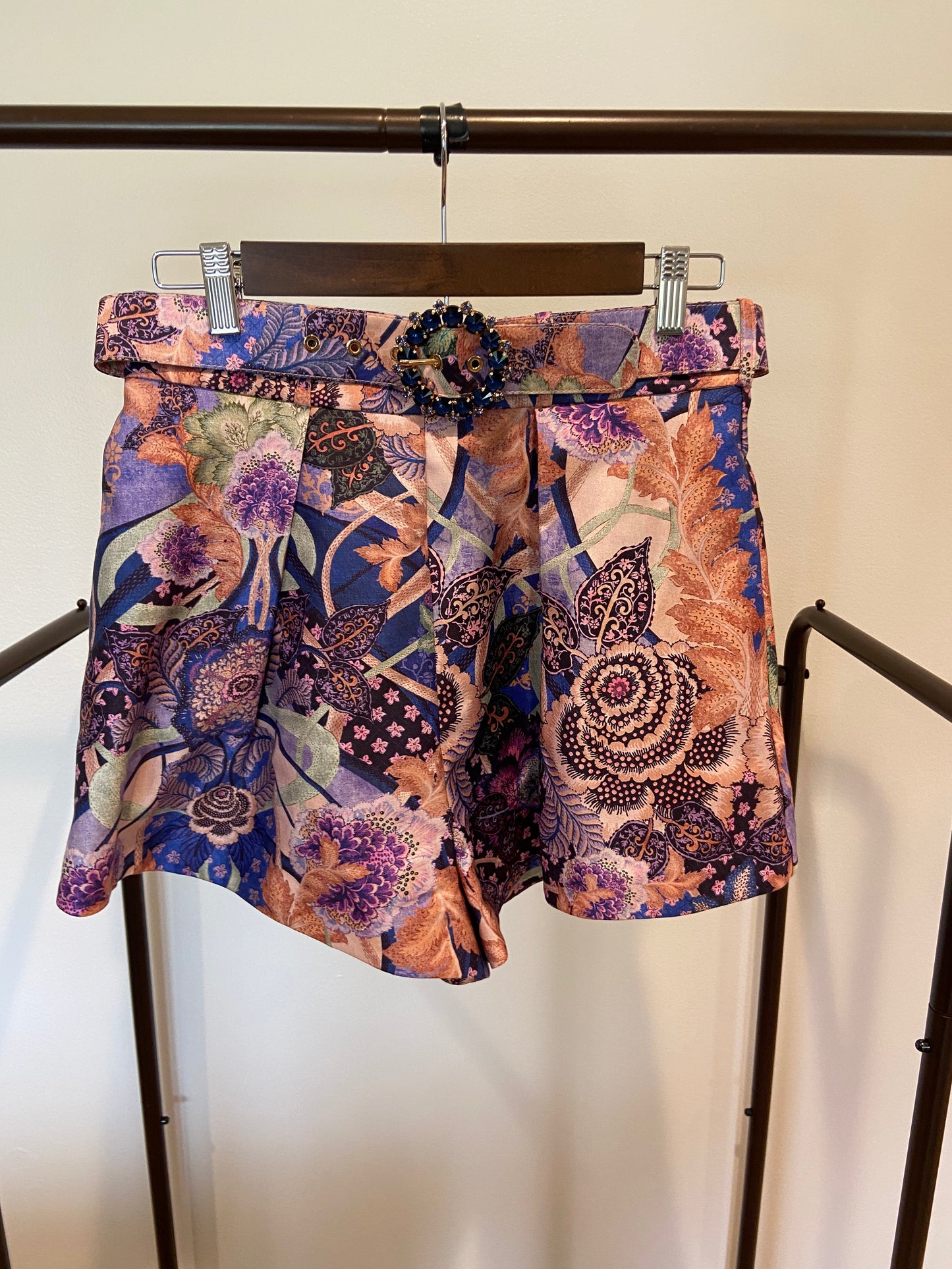 Zimmermann Celestial Tuck Short in Floral Paisley size 2 US 8