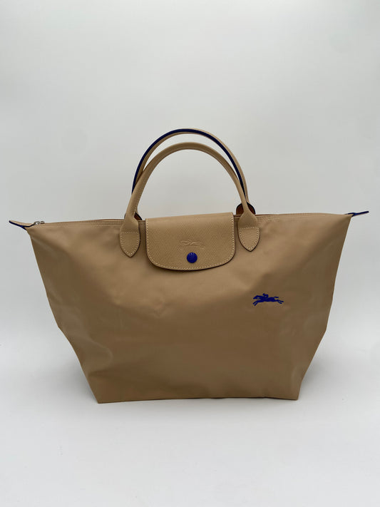 Longhcamp Le Pliage Medium Tote in Khaki