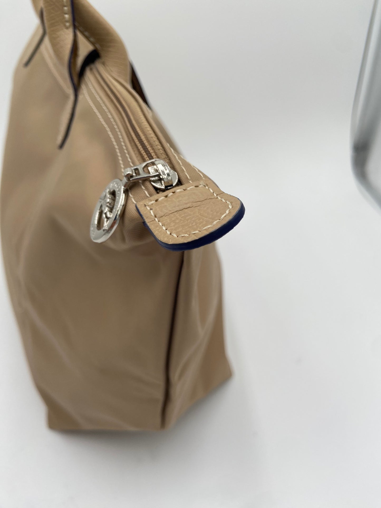 Longhcamp Le Pliage Medium Tote in Khaki