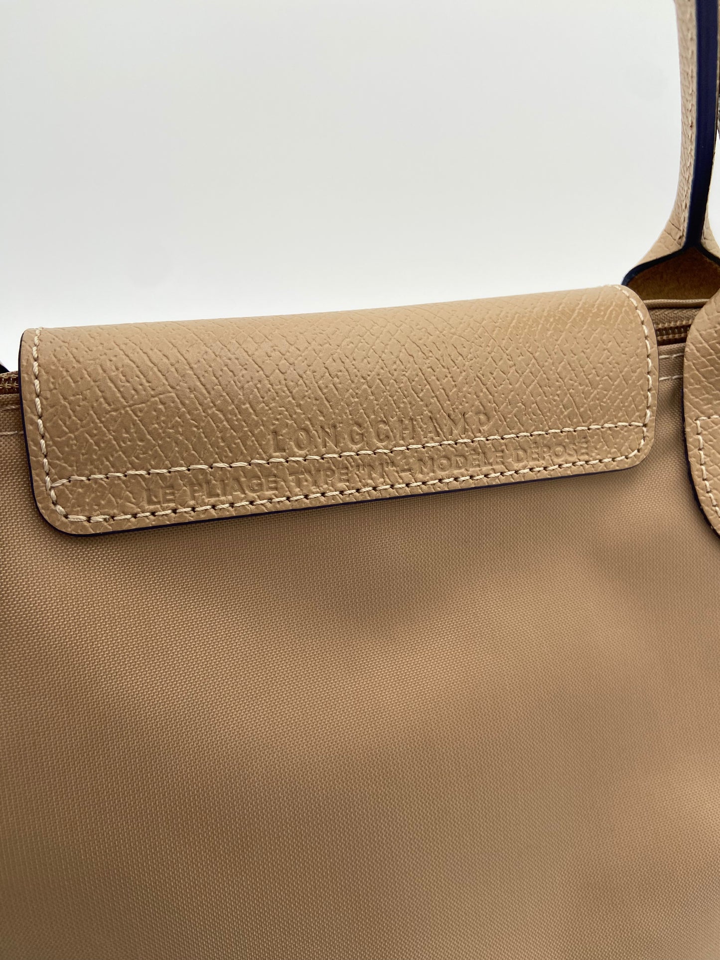 Longhcamp Le Pliage Medium Tote in Khaki