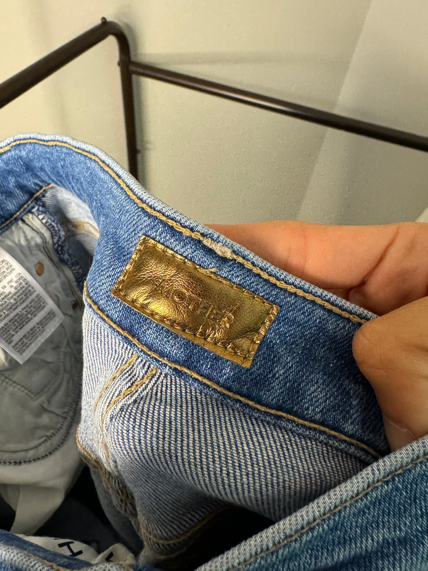 Mother The Tripper Ankle Fray Jeans size 25