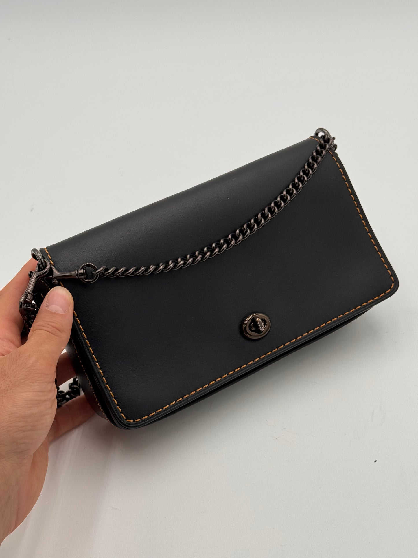 Coach Dinky Crossbody Bag Small Black / Honey