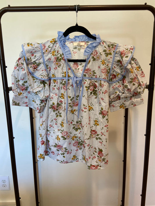 Entro Blue Piff Ruffled Short Sleeve Floral Top size S