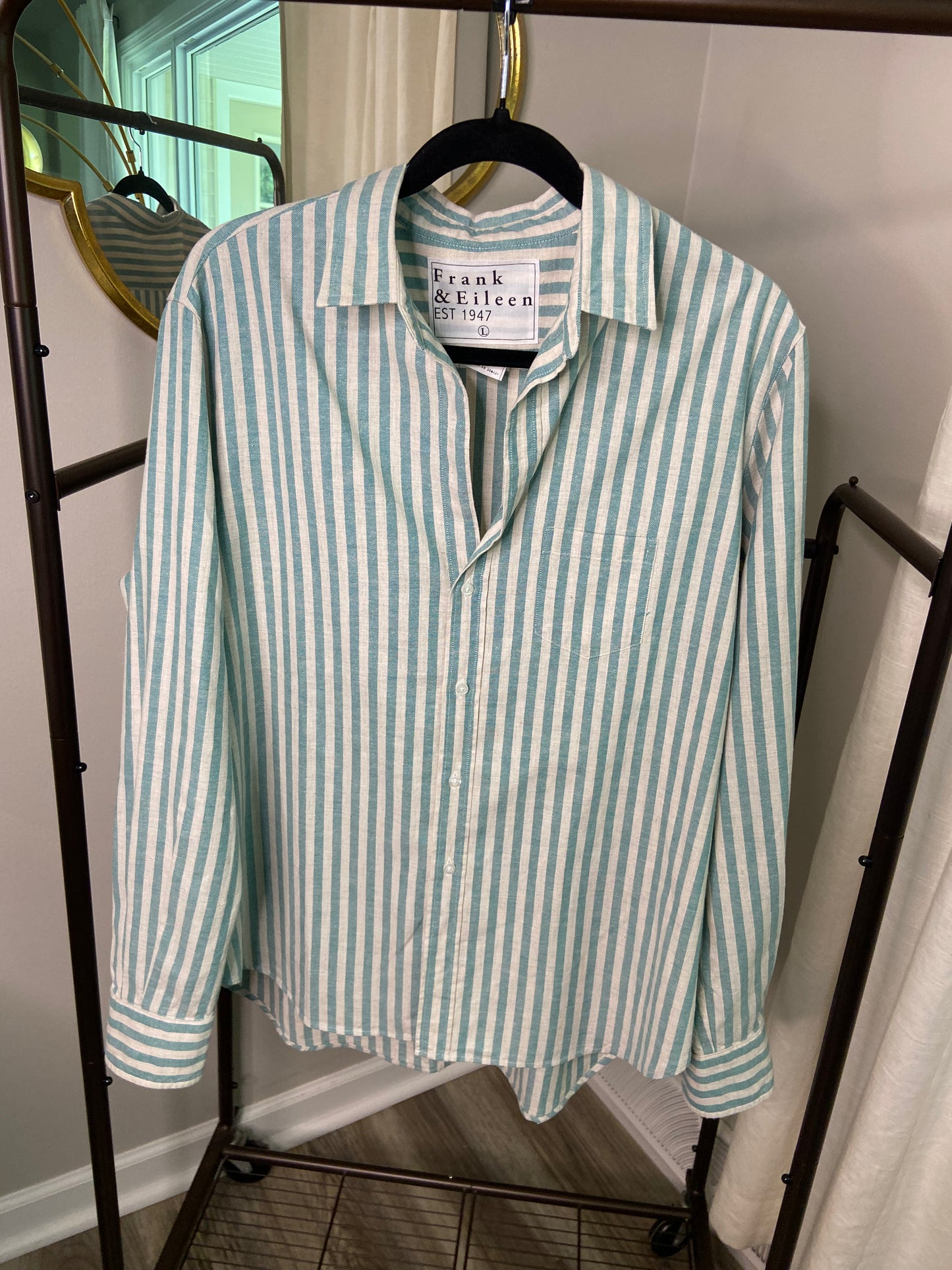Frank and Eileen Italian Classic Linen Eileen Shirt size L