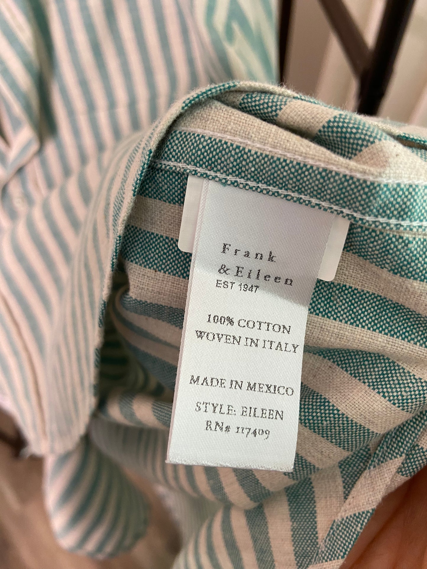 Frank and Eileen Italian Classic Linen Eileen Shirt size L