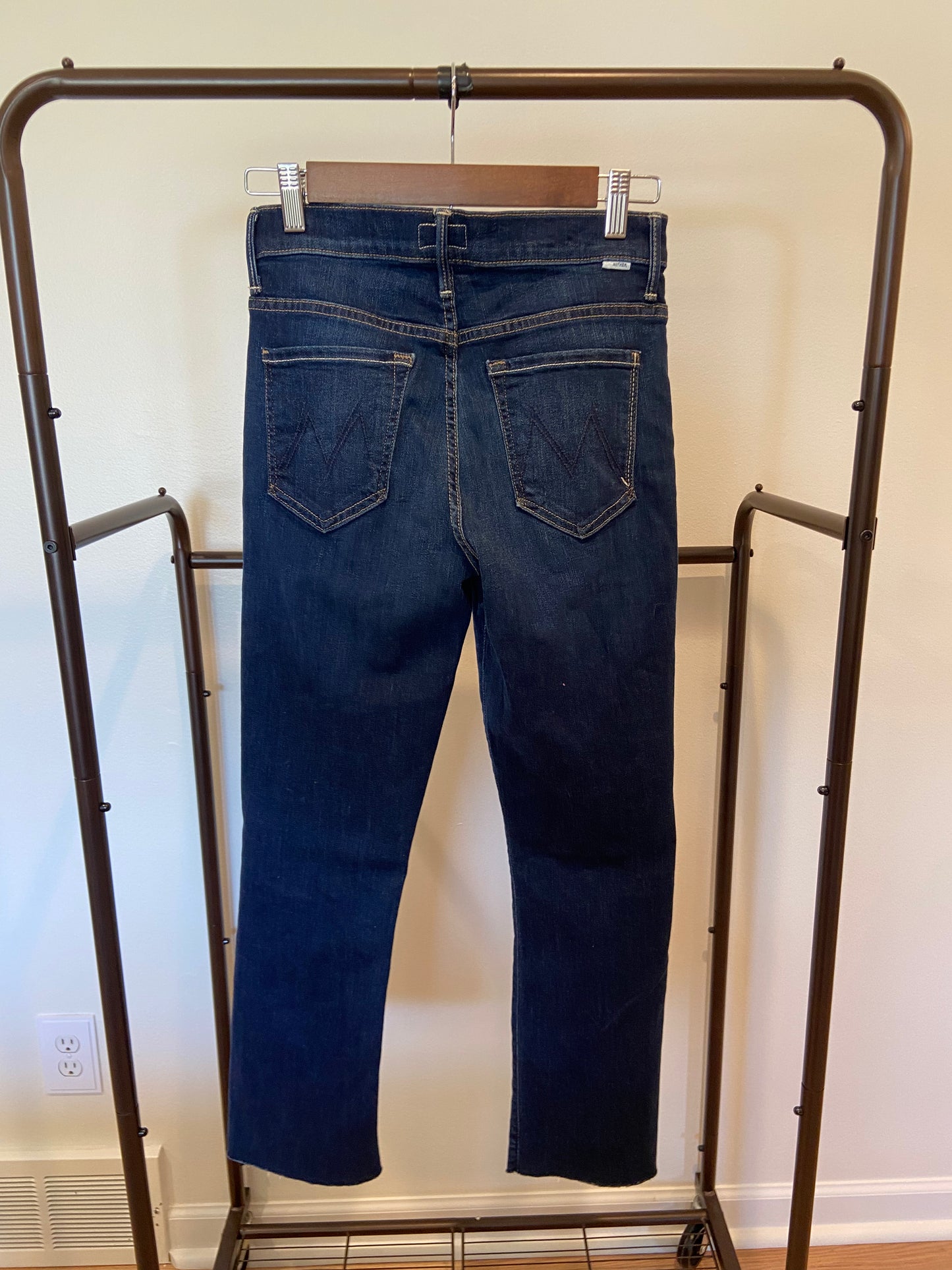 Mother The Insider Crop Step Fray Off Limits size 26