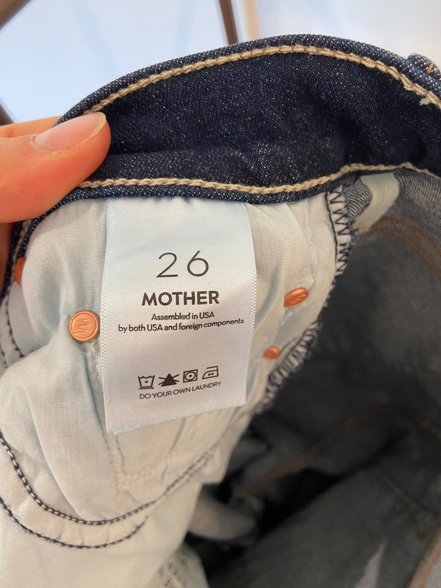 Mother The Insider Crop Step Fray Off Limits size 26