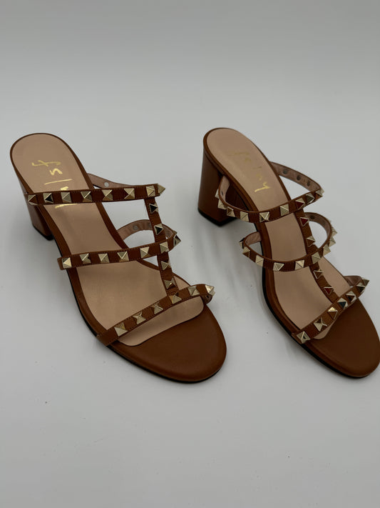 FRENCH SOLE Cognac Foster Stud Sandals size 9