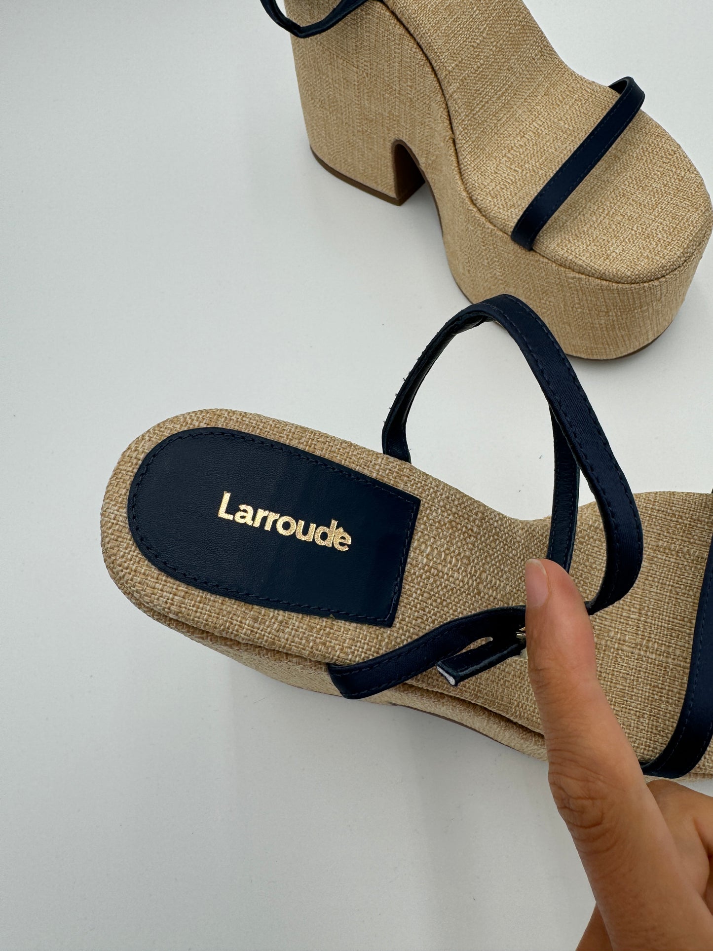 Larroude Wanda Platform Sandals size 9