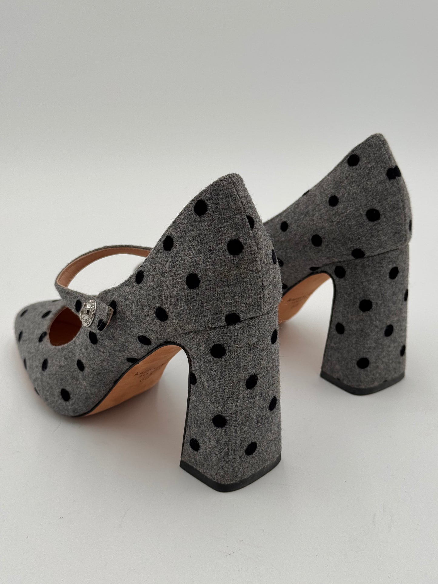 Kate Spade Maren Pumps Gray Felt Black Velvet Polka Dots Heels Shoes size 6
