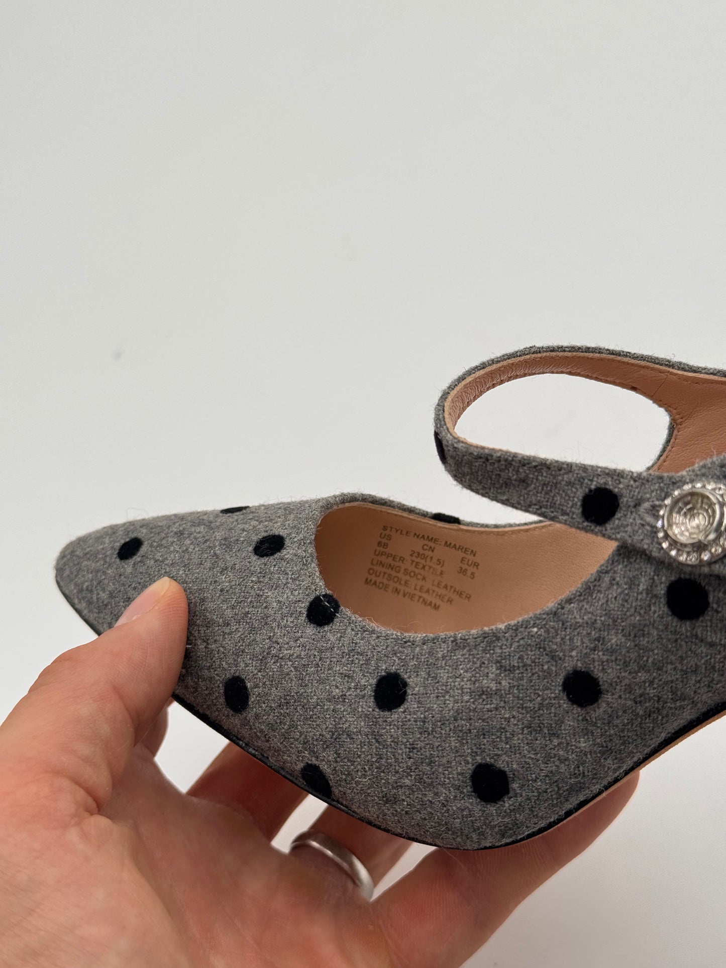 Kate Spade Maren Pumps Gray Felt Black Velvet Polka Dots Heels Shoes size 6