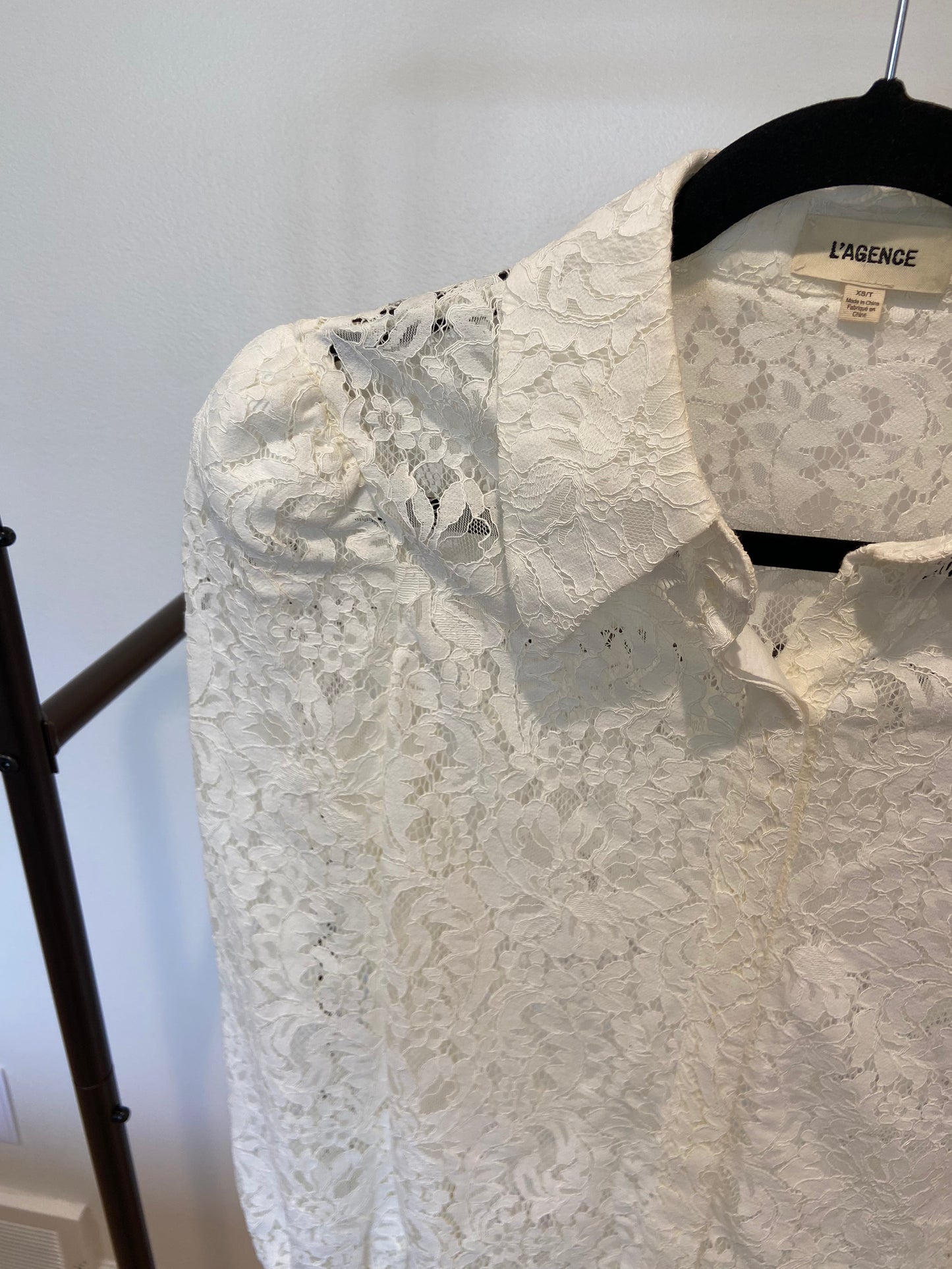 L'Agence Anita Lace Blouse in Ivory size XS