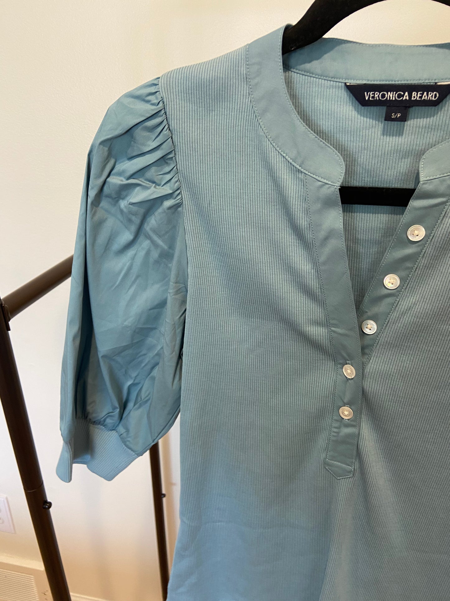 Veronica Beard Coralee Puff Sleeve Top in Sea Glass size S