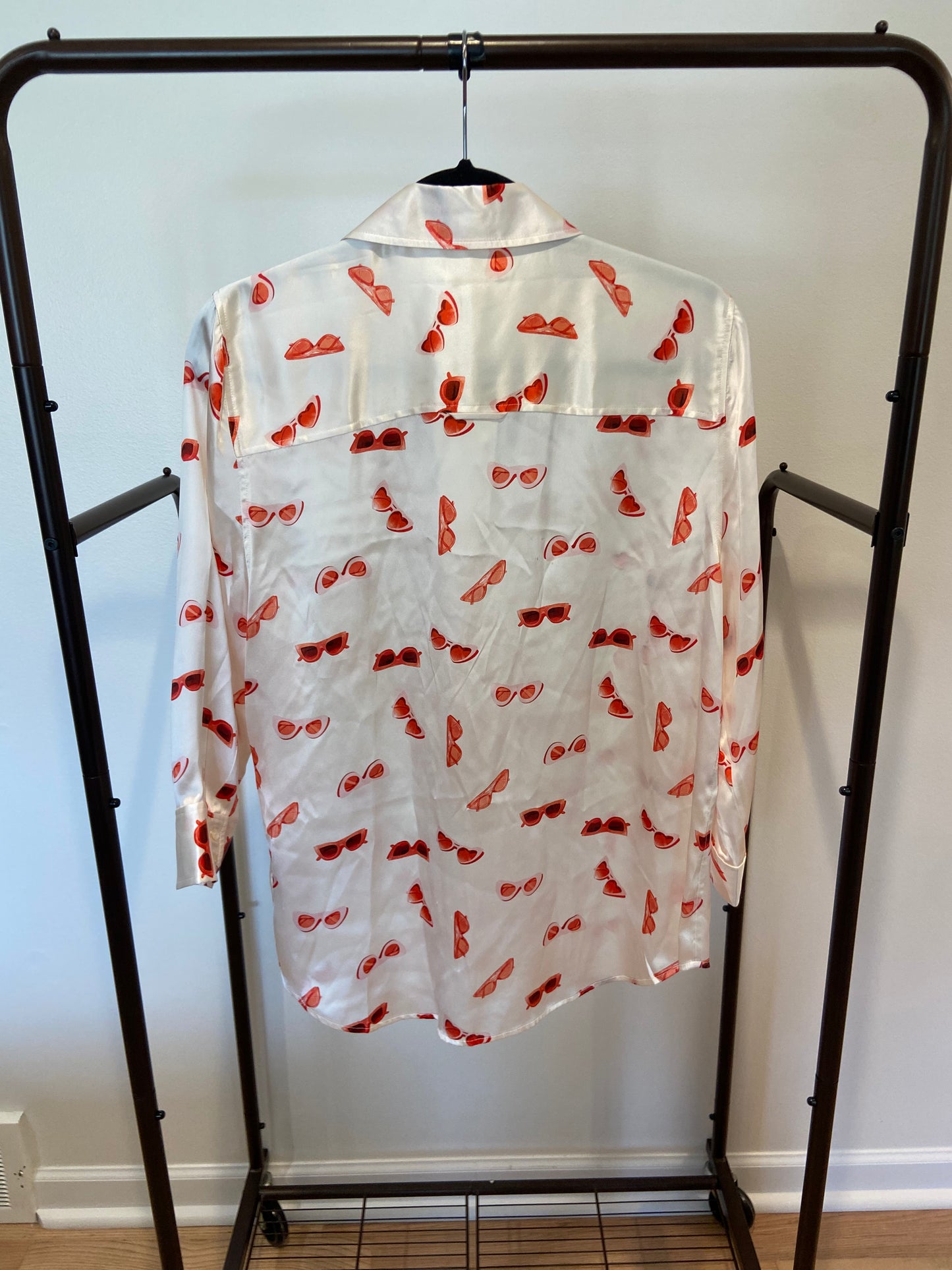 L'Agence Dani Vintage White Heart Sunglasses Silk Blouse size L