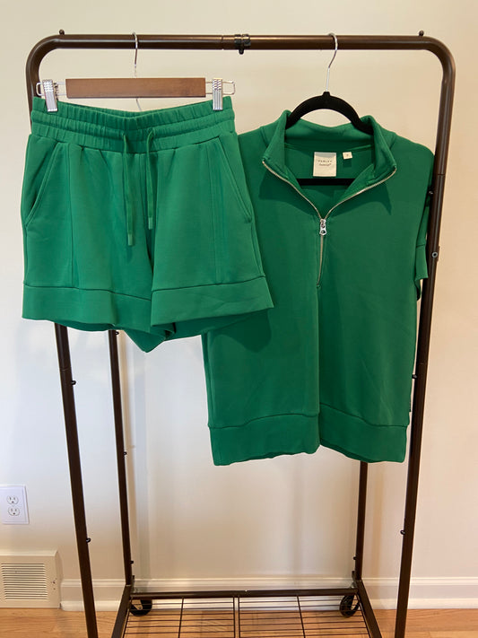 Varley Ritchie Short Sleeve Sweat with Atrium High Rise Short 4.5 size S