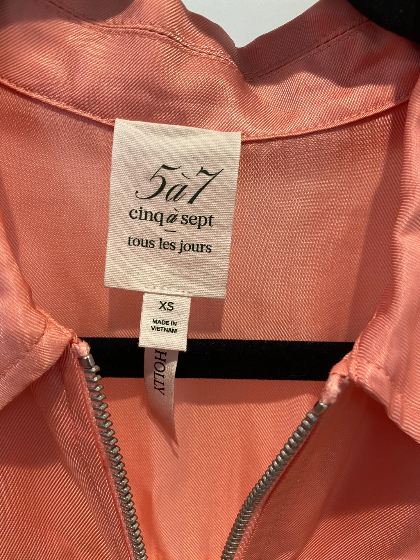 Cinq a Sept Holly Ruffle Sleeve Jacket and Giles Cargo Joggers size XS