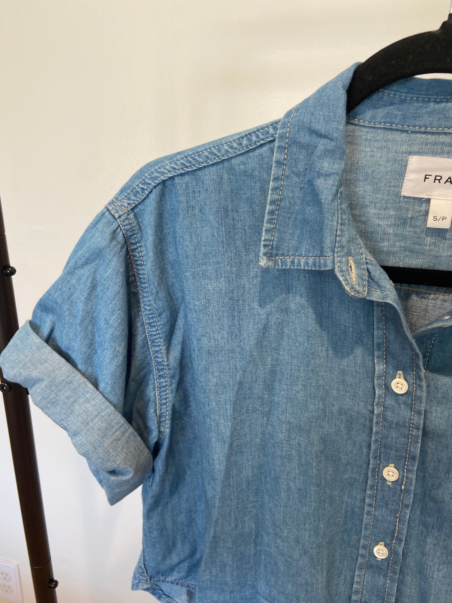 Frame Cropped Short sleeve Denim Shirt size S