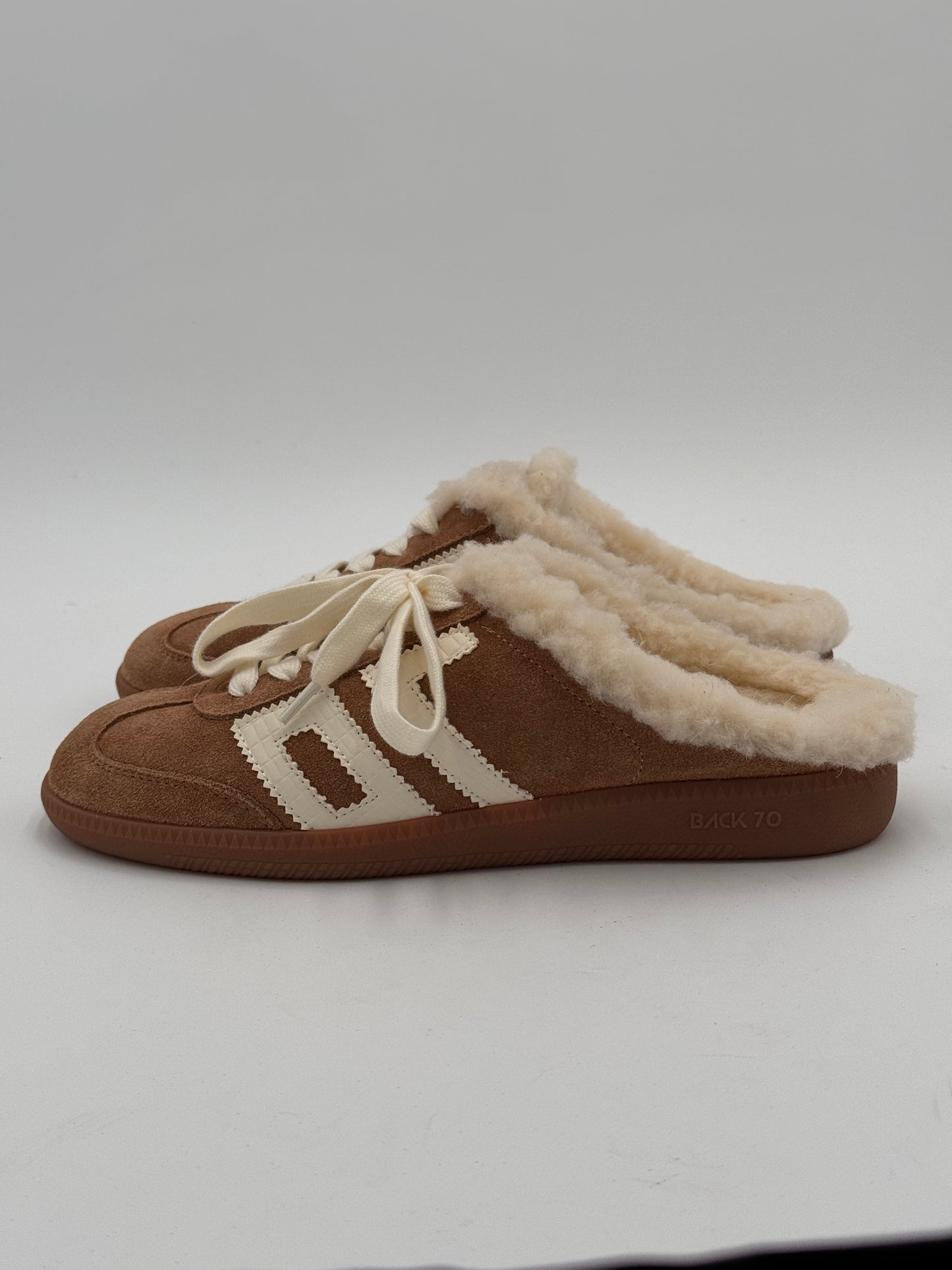 Back70 Easter Shearling Backless Sneakers in Tobacco size 39 US 8