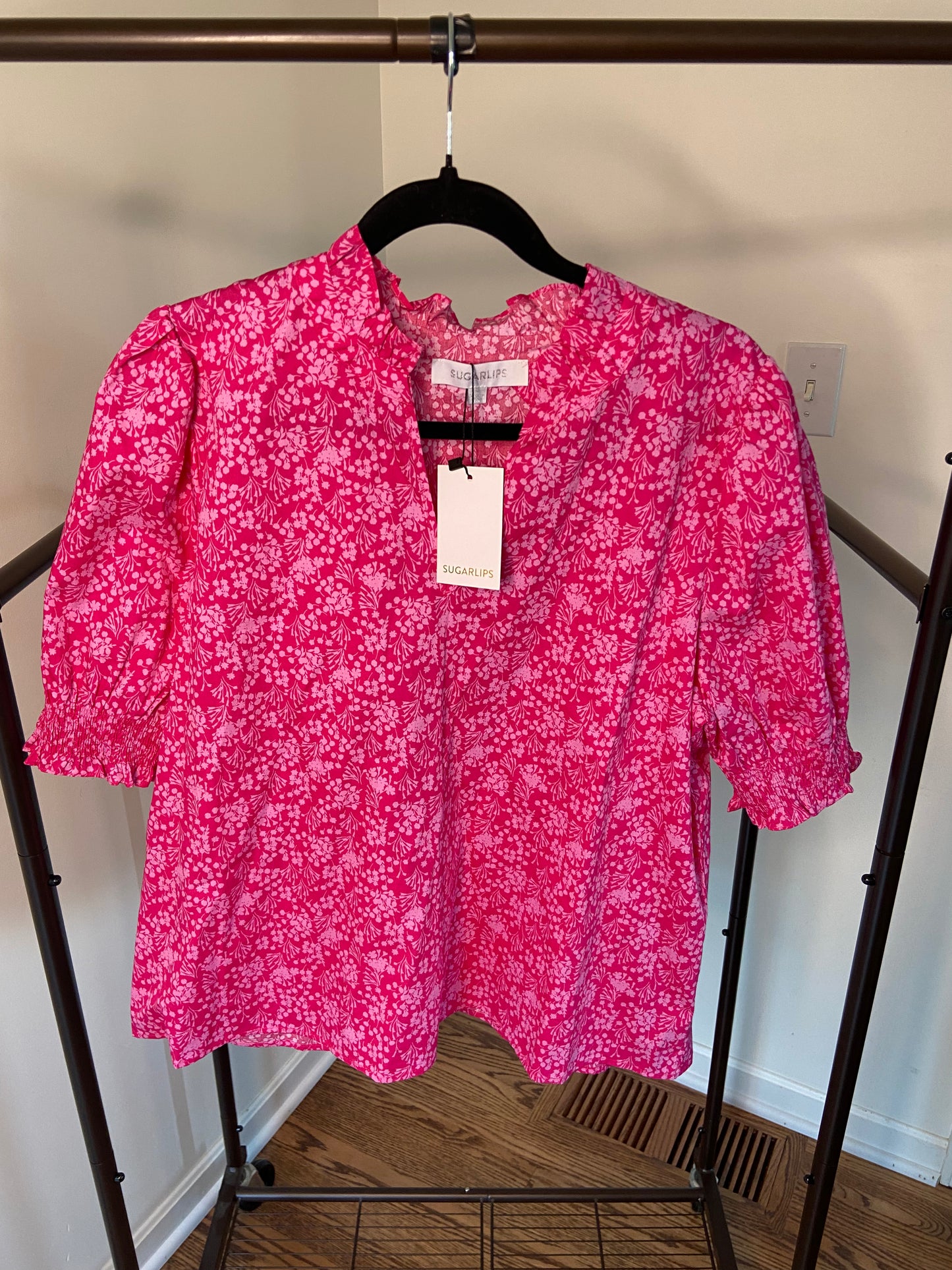 Sugarlips Pink Palisades Reign Split Neck Top size L