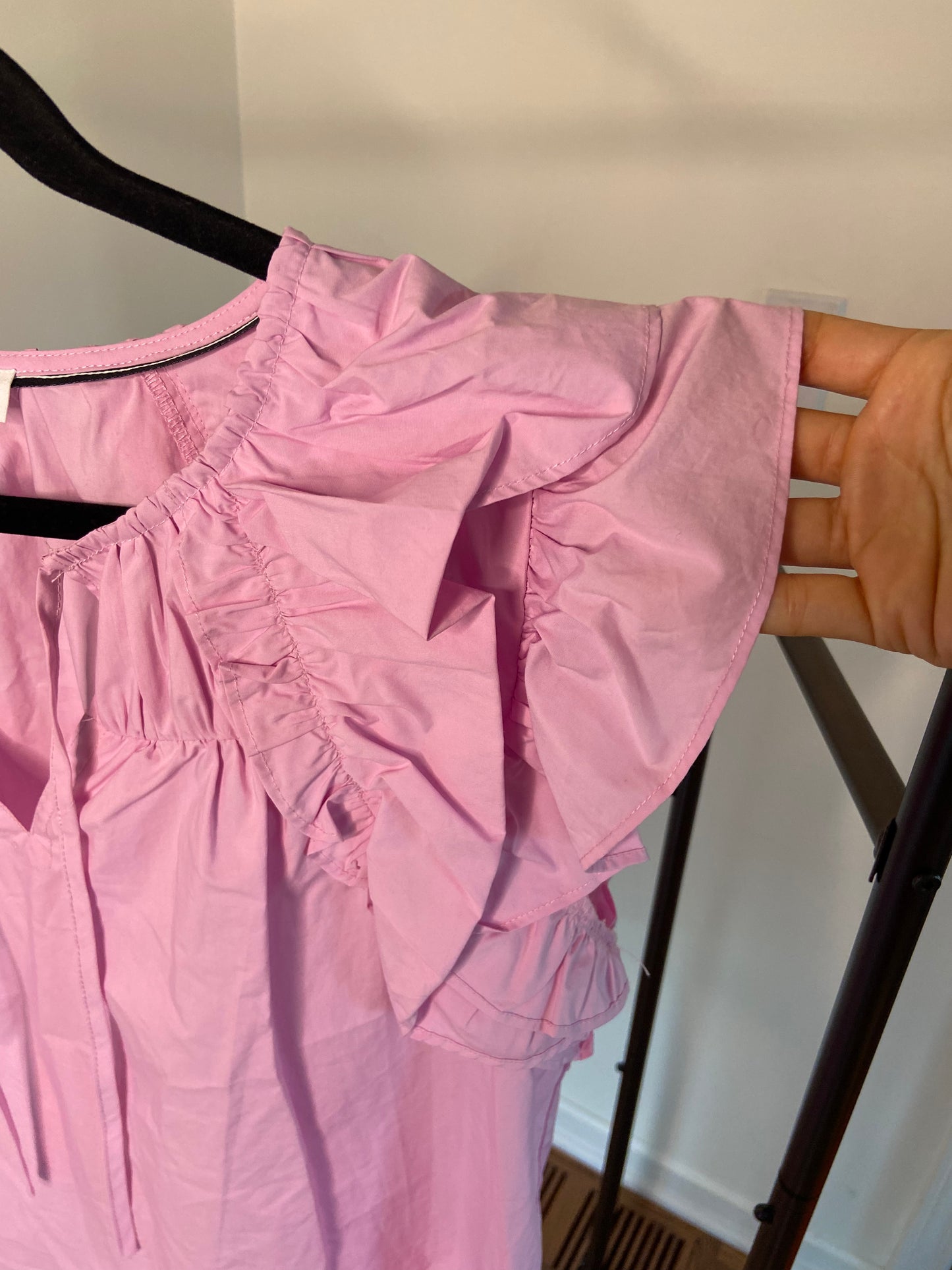 THML Ruffle Sleeve Top size L