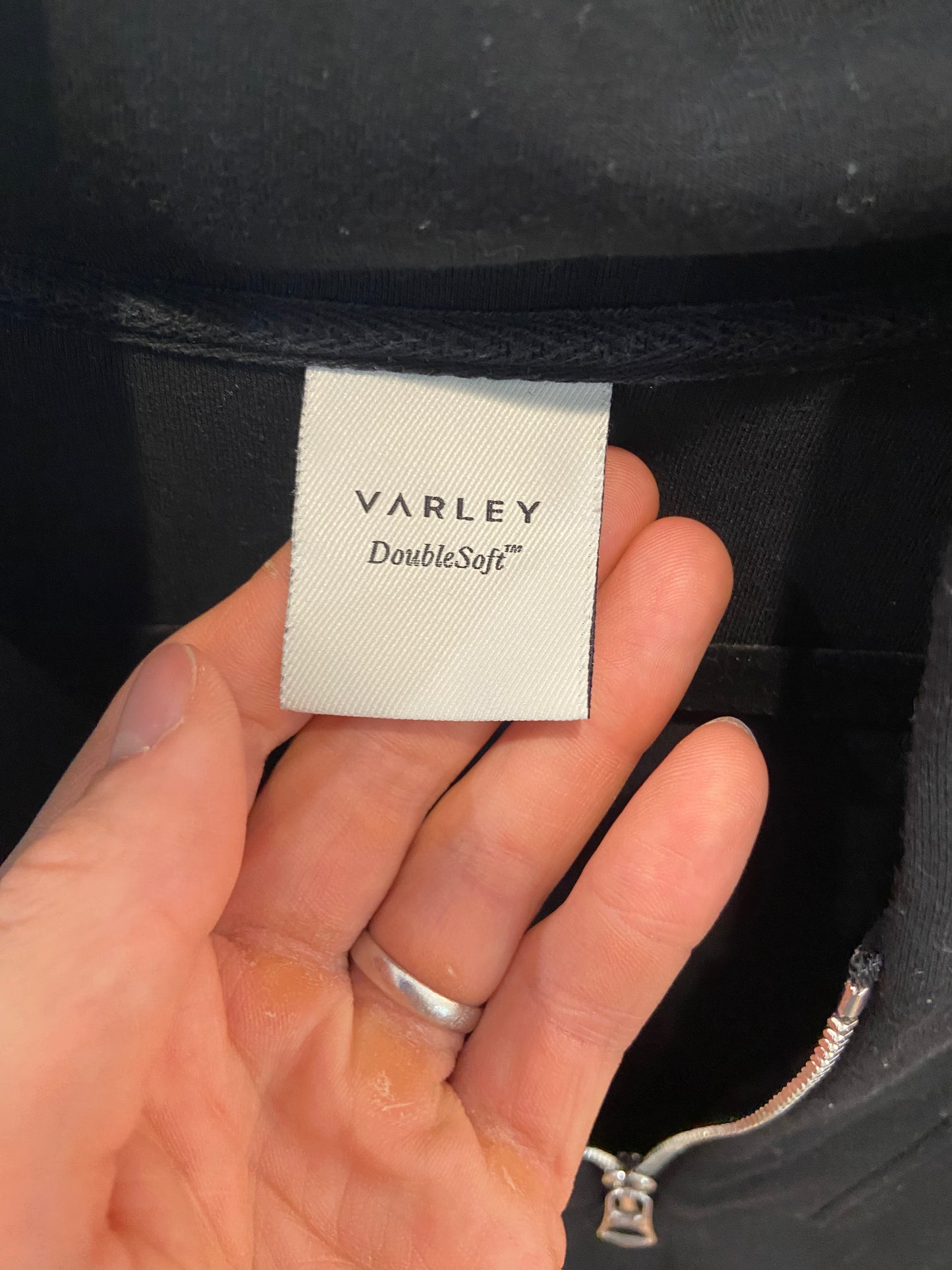 Varley The Slim Cuff Pants 25 with The Davidson Sweat Top in XS