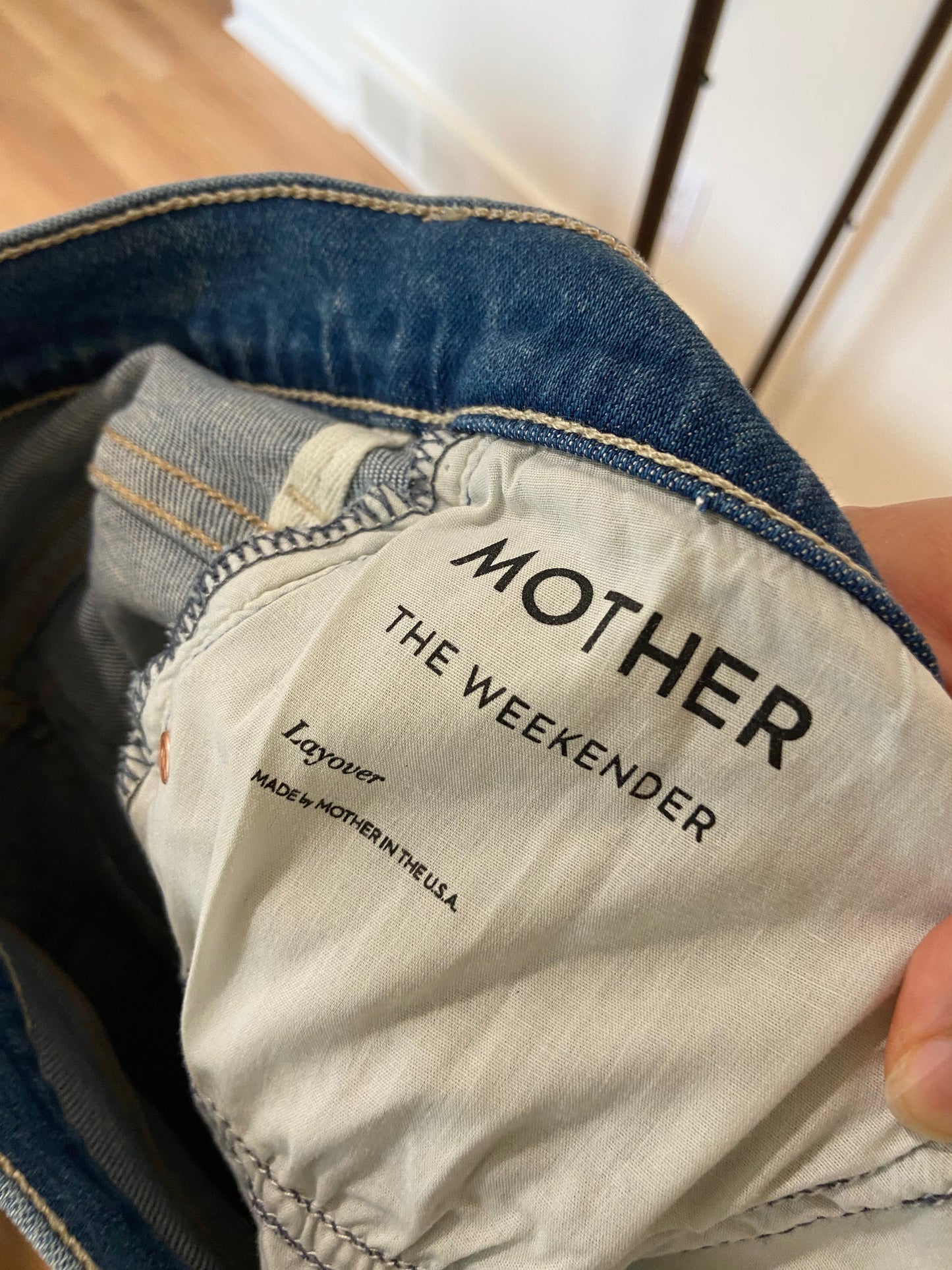 Mother The Weekender Jeans in Layover size 26