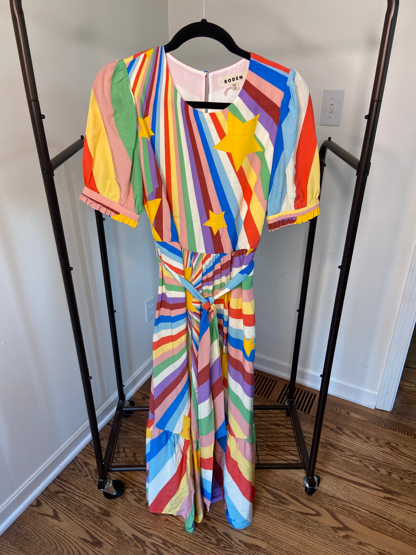 Boden Blouson Crew Neck Dress in Supernova size 6