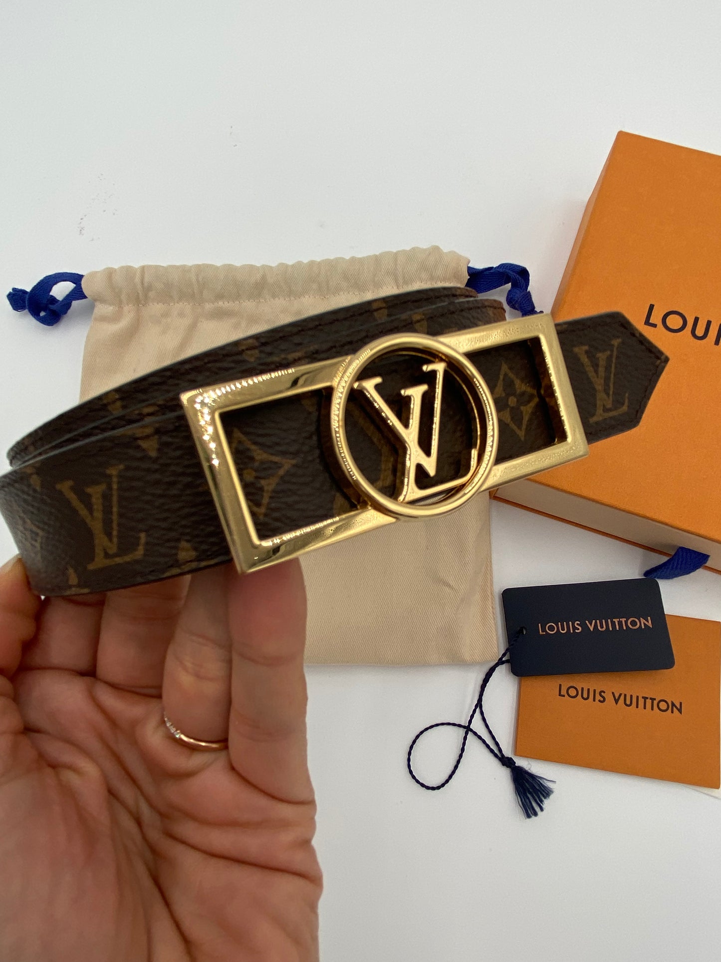 Louis Vuitton Dauphine 25mm Reversible Belt size 90