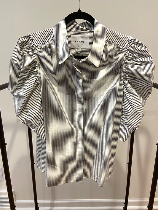 Frame Ruched Puff Sleeve Shirt in Noir Multi size M