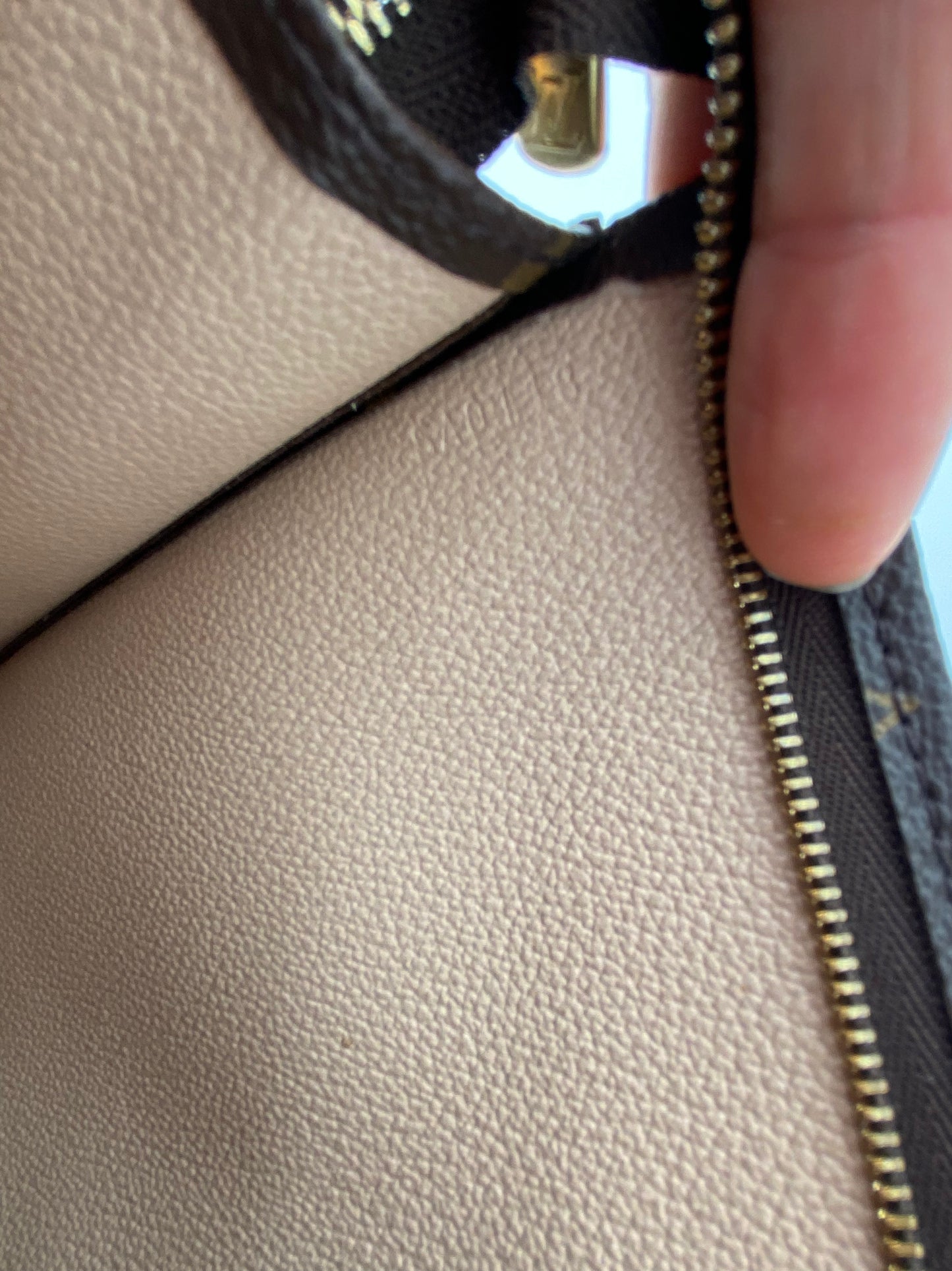 Louis Vuitton Toiletry Monogram Pouch T26 Brown Canvas SA0118