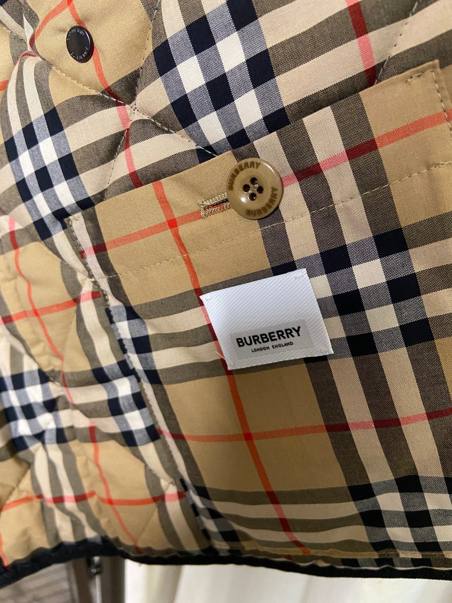 Burberry Quilted Thermoregulated Barn Jacket size XL