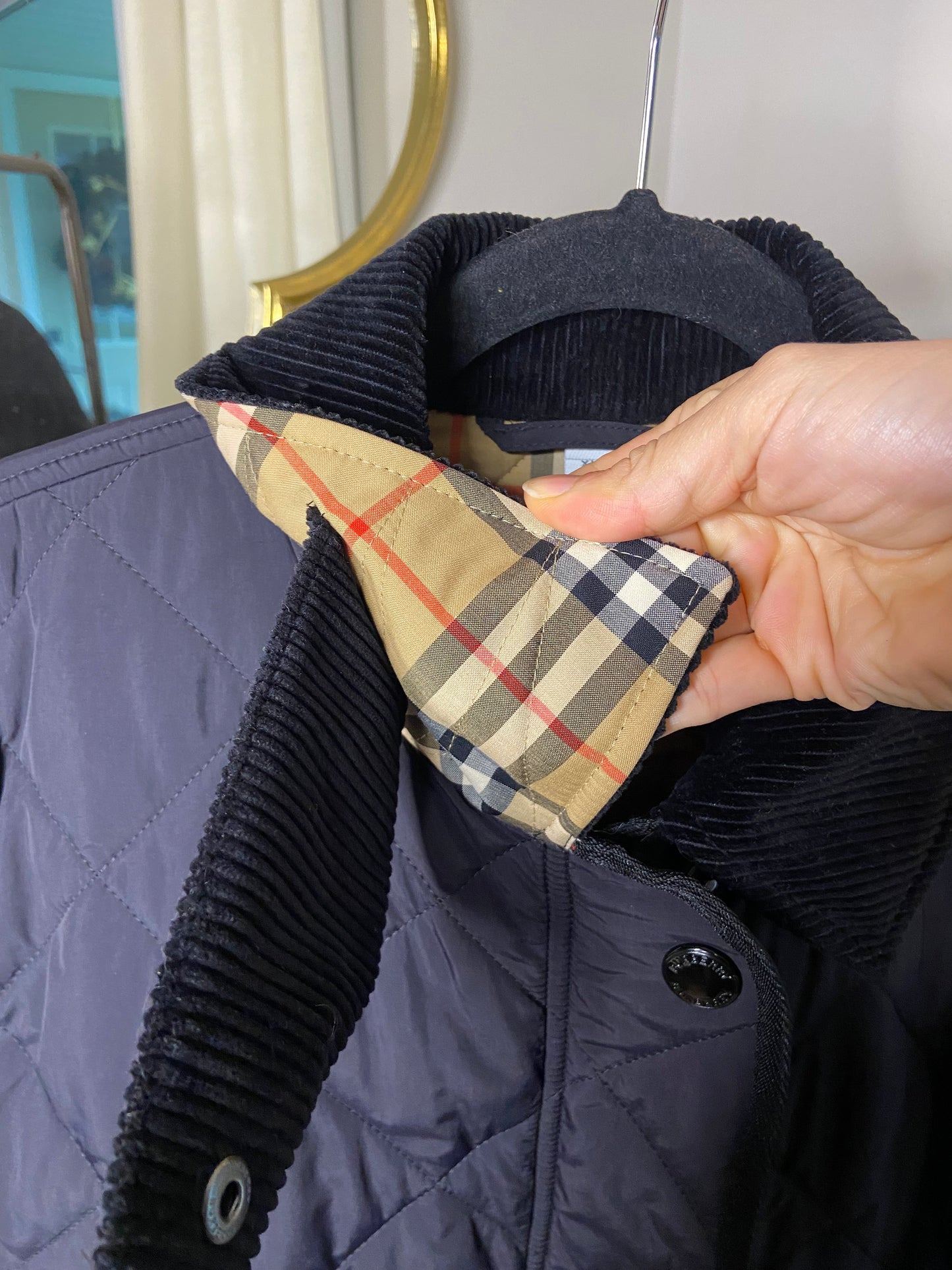 Burberry Quilted Thermoregulated Barn Jacket size XL