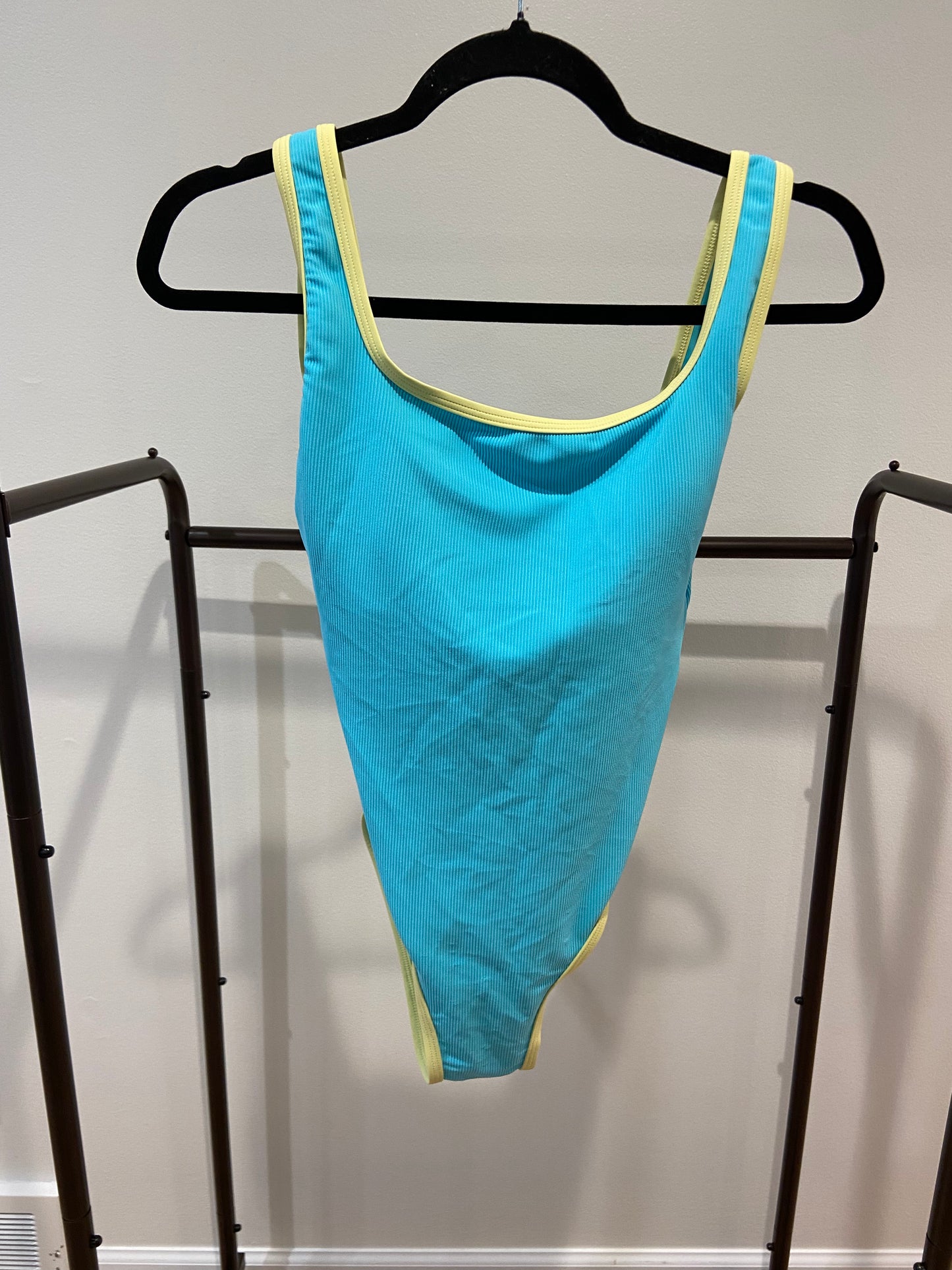 Lainsnow Ocean Isle One Piece Swimsuit size S