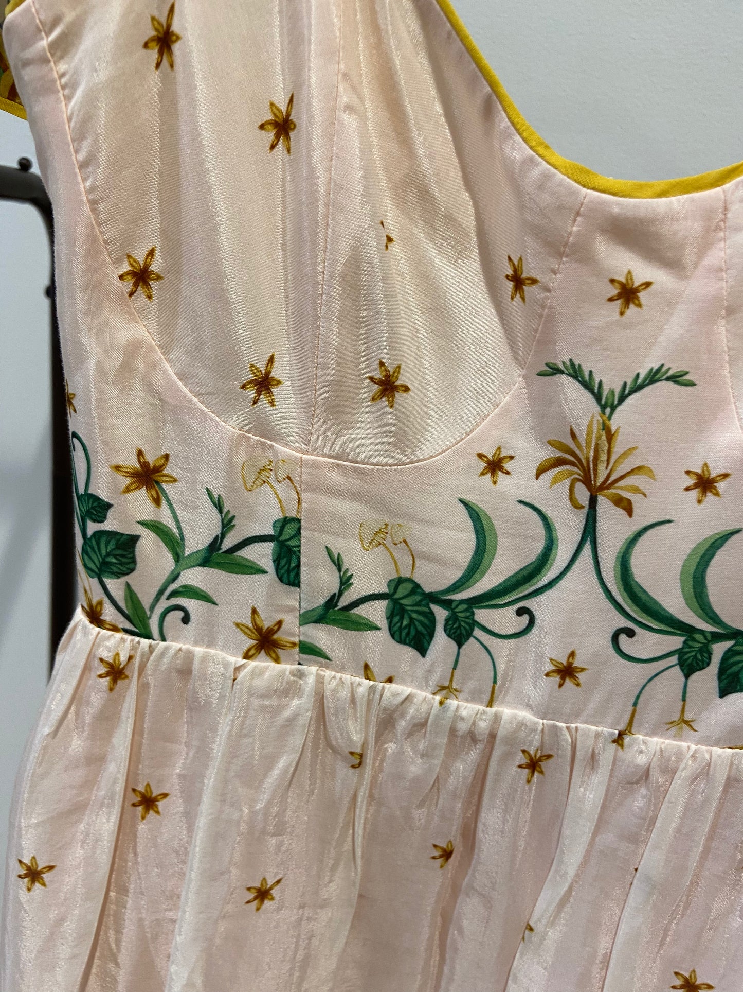 Farm Rio Botanical Beauty Laces Cup Midi Dress size XS