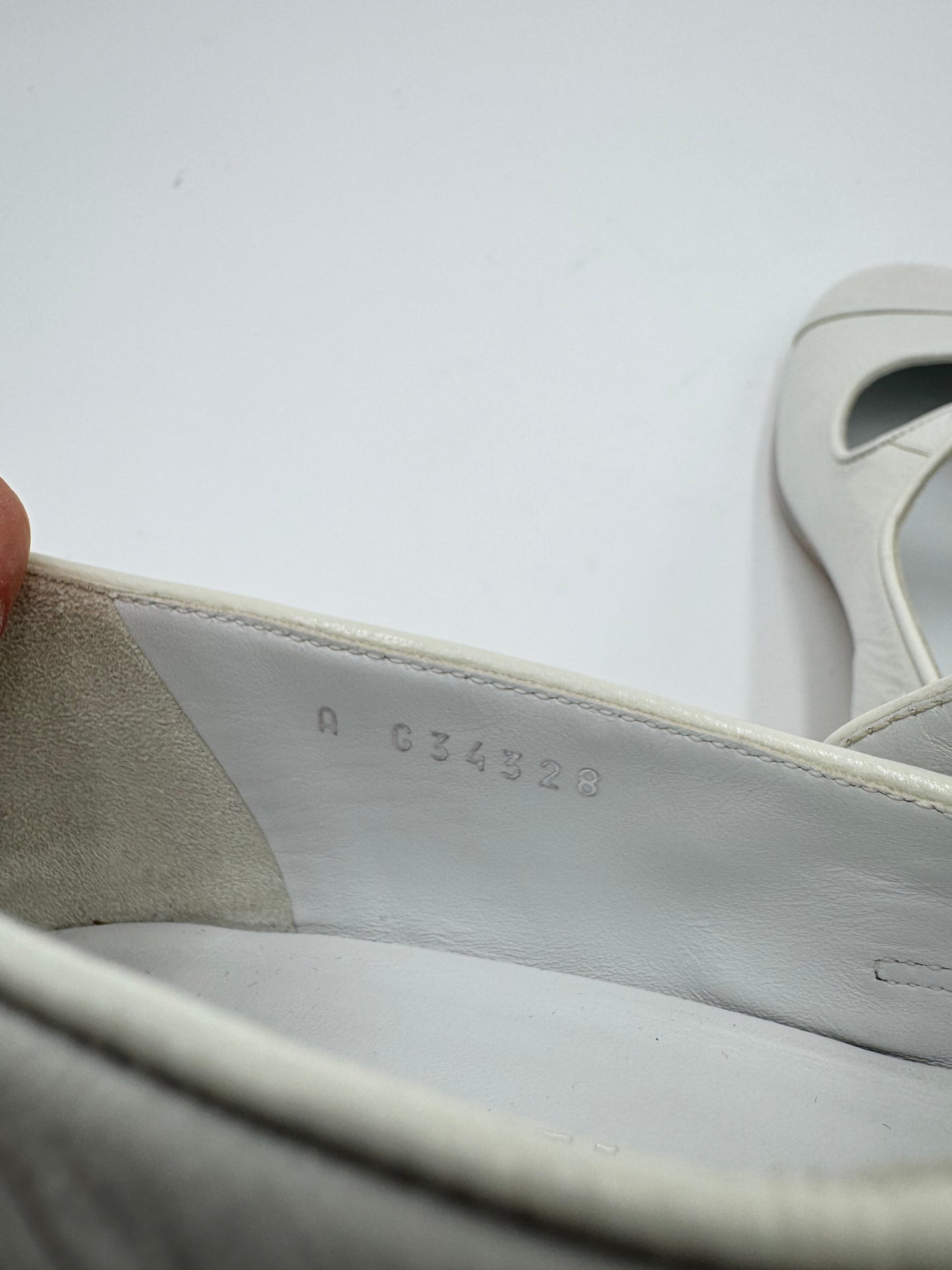 Chanel Mary Jane Pumps in White size 38