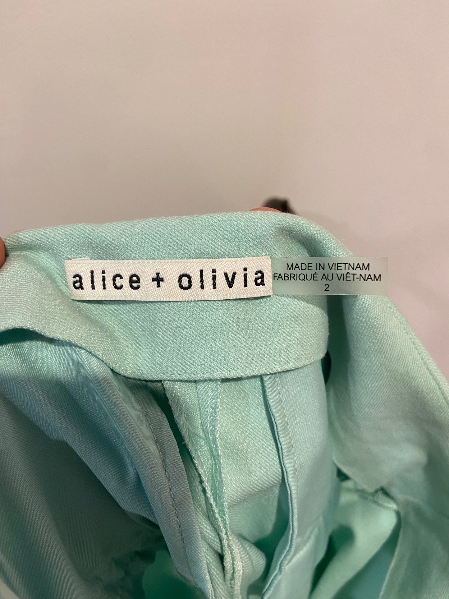 Alice and Olivia Dylan Wide Leg Cropped Pants in Pistachio size 2