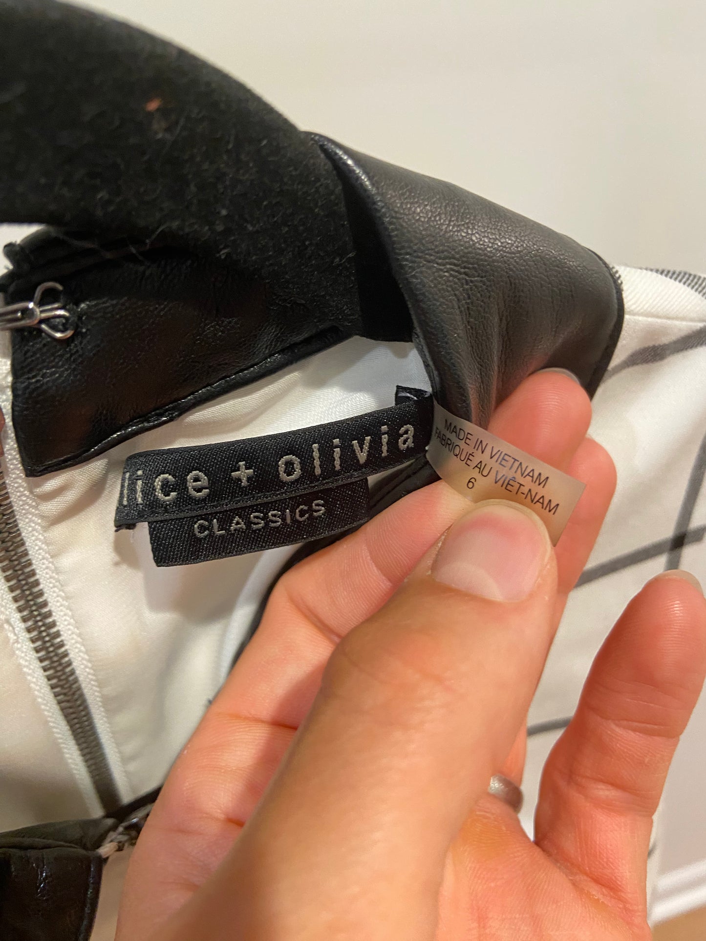 Alice and Olivia Ellis Mini Dress Front Zip Windowpane size 6