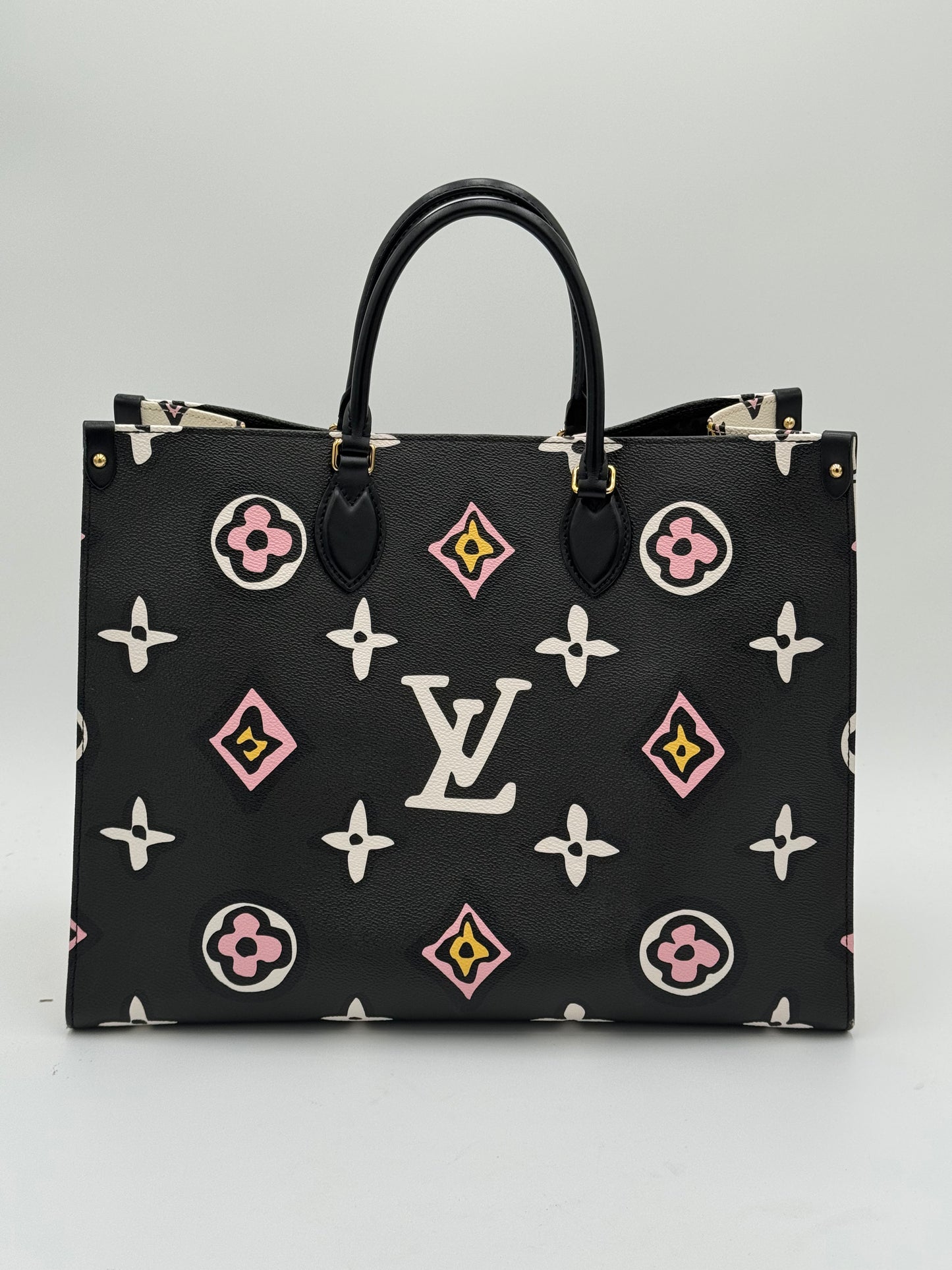 Louis Vuitton Monogram Giant Wild At Heart Onthego GM Black Tote Bag
