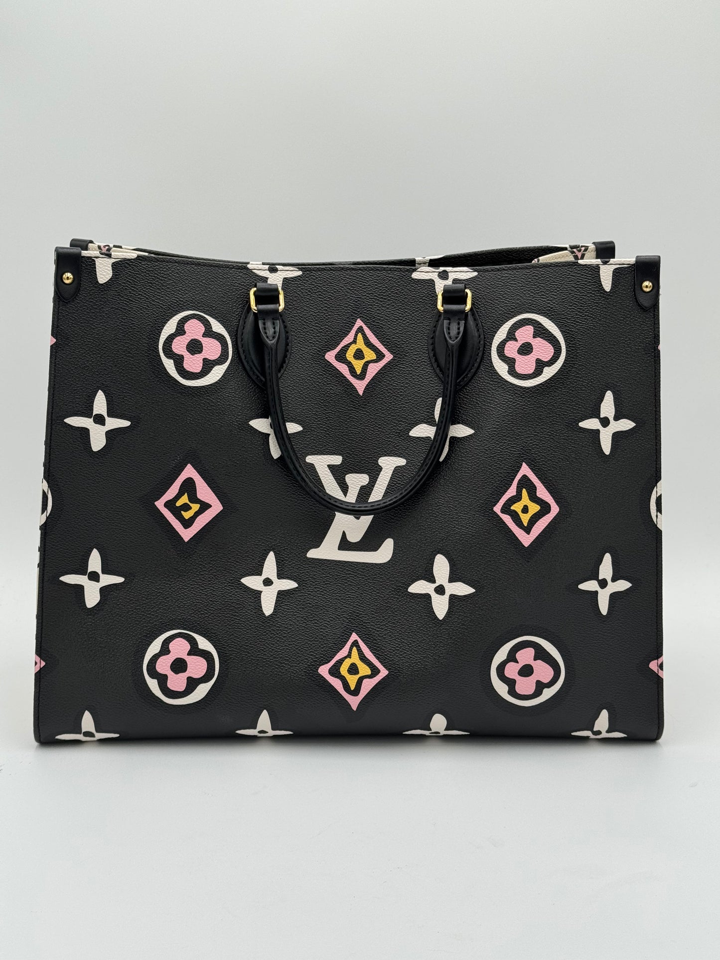 Louis Vuitton Monogram Giant Wild At Heart Onthego GM Black Tote Bag