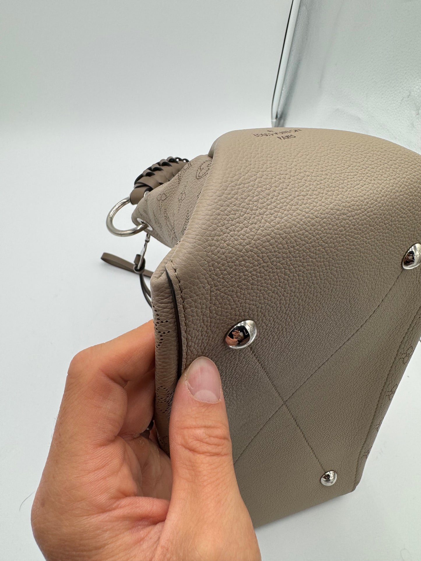 Louis Vuitton Mahina Beaubourg Hobo MM Galet Bag